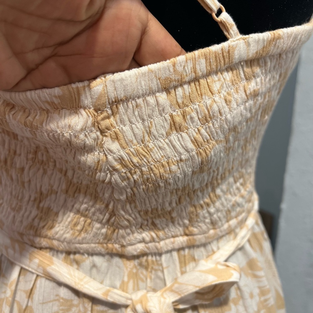 American Eagle Outfitters Cream Floral jumpsuit - Picture 6 of 9